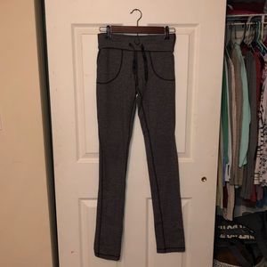 Black/gray Lululemon leggings